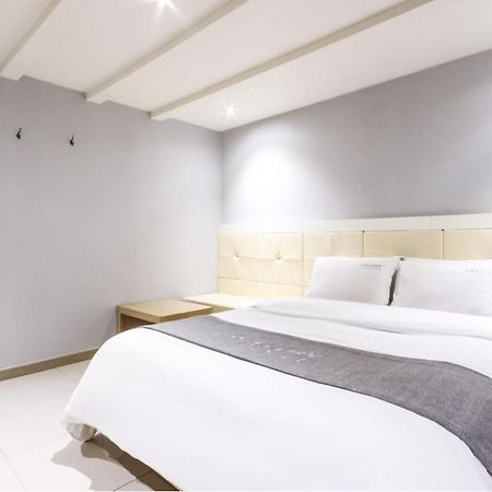 Gallery Hotel Gwangju Metropolitan City Esterno foto