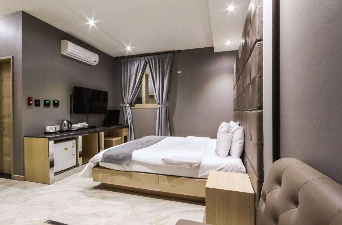Gallery Hotel Gwangju Metropolitan City Esterno foto