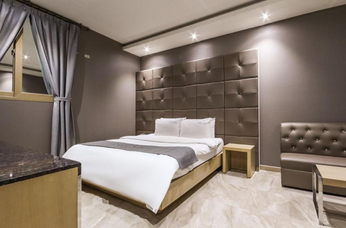 Gallery Hotel Gwangju Metropolitan City Esterno foto