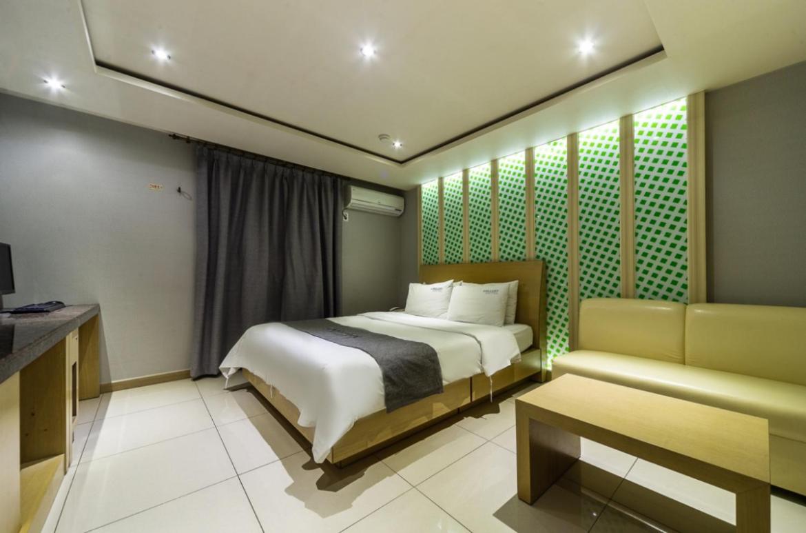 Gallery Hotel Gwangju Metropolitan City Esterno foto