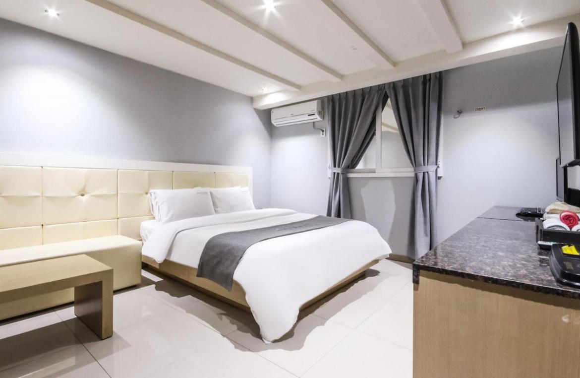 Gallery Hotel Gwangju Metropolitan City Esterno foto