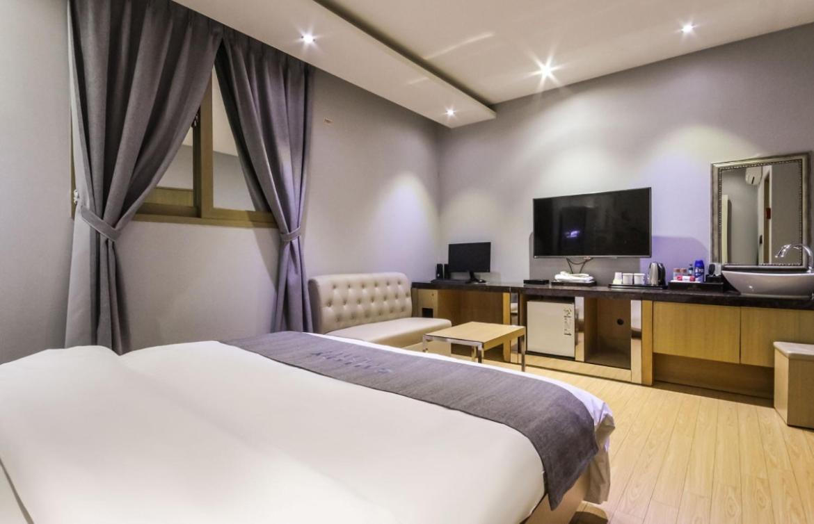 Gallery Hotel Gwangju Metropolitan City Esterno foto